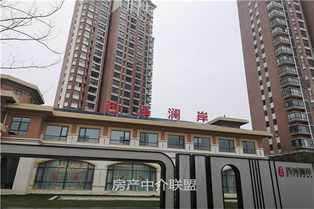 城东百盛花苑3室2厅1卫66.8万137m2出售